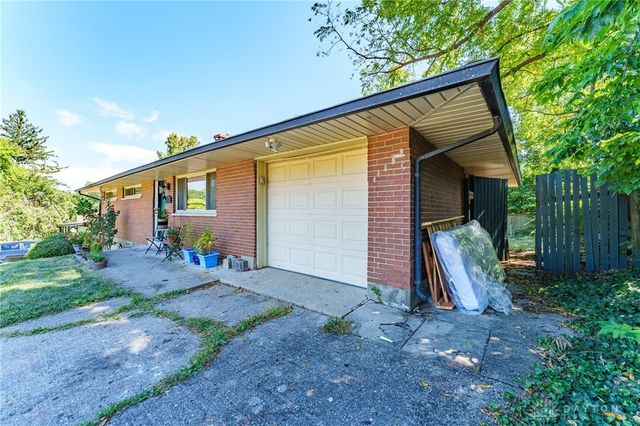 626 Upland Drive, Dayton, OH 45449