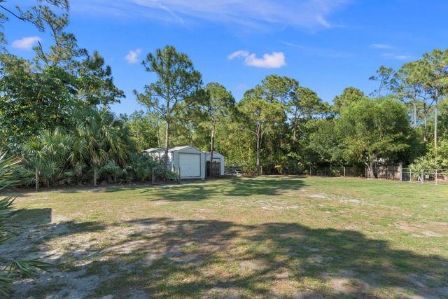405 SE Salerno Road, Stuart, FL 34997