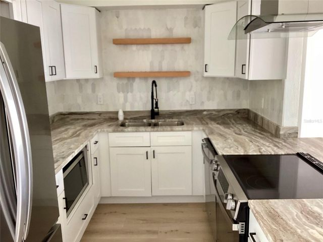 2370 BAHIA VISTA STREET, Sarasota, FL 34239