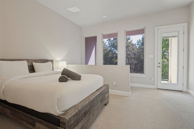 6822 Historic View, Dallas, TX 75236