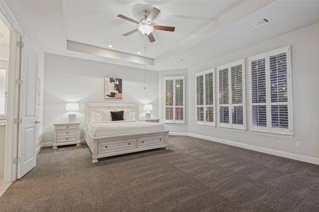 6822 Historic View, Dallas, TX 75236