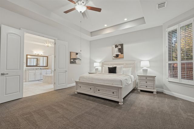 6822 Historic View, Dallas, TX 75236