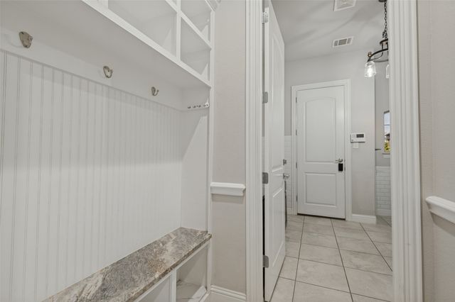 6822 Historic View, Dallas, TX 75236