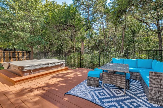 6822 Historic View, Dallas, TX 75236