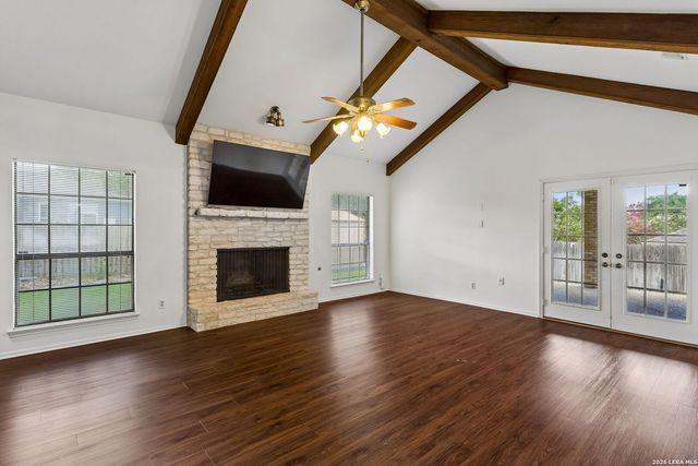 8706 Golden View, Windcrest, TX 78239