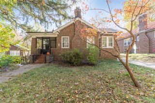 7510 Springdale Drive, St Louis, MO 63121