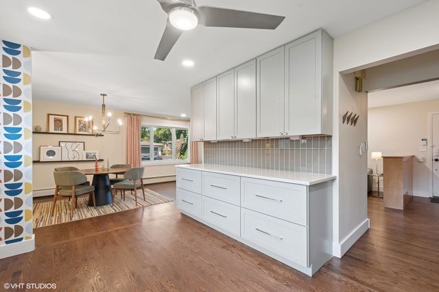 3415 Ralmark Lane, Glenview, IL 60026