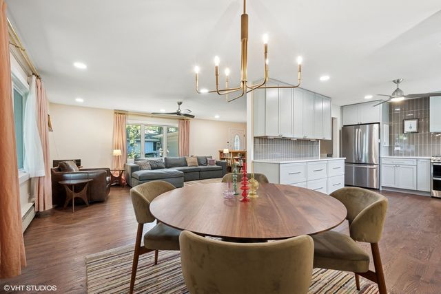 3415 Ralmark Lane, Glenview, IL 60026