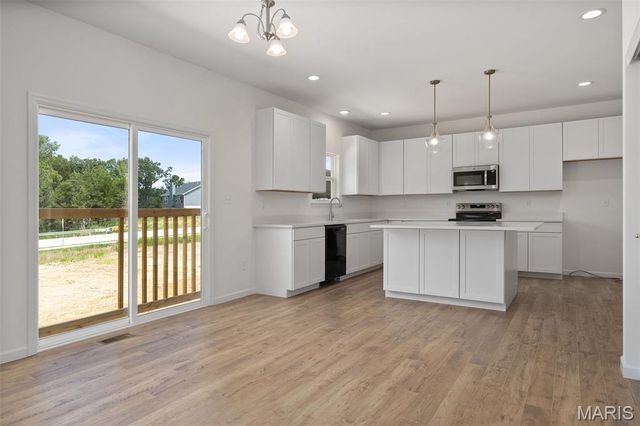 1387 Bloomfield Drive, Eureka, MO 63025