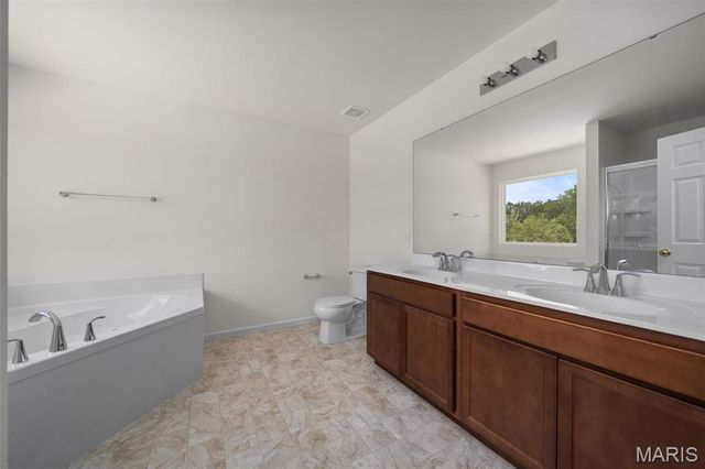 1387 Bloomfield Drive, Eureka, MO 63025