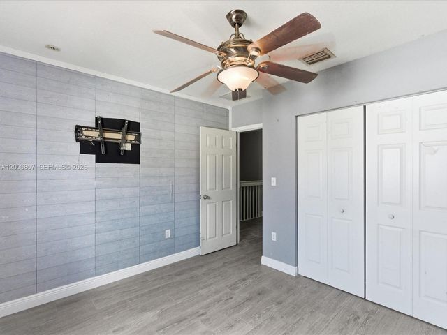 5982 SW 162nd Ct, Miami, FL 33193