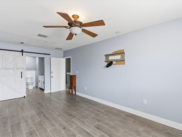 5982 SW 162nd Ct, Miami, FL 33193