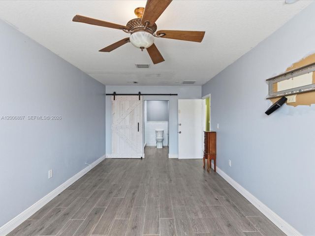 5982 SW 162nd Ct, Miami, FL 33193