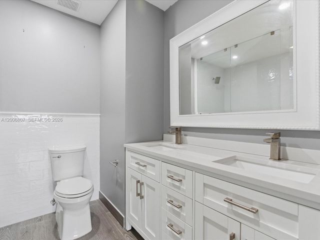 5982 SW 162nd Ct, Miami, FL 33193