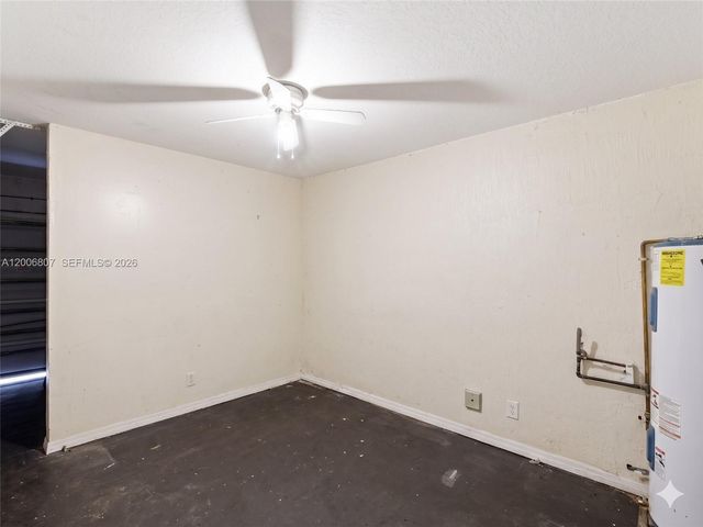 5982 SW 162nd Ct, Miami, FL 33193