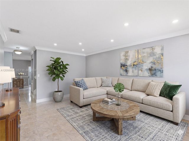 5982 SW 162nd Ct, Miami, FL 33193