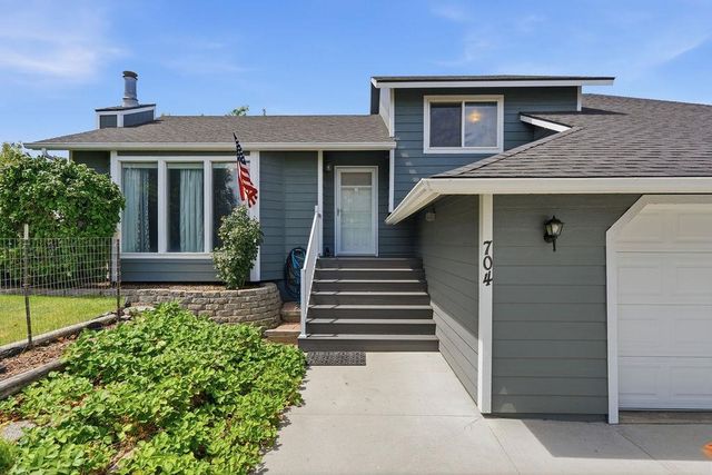 704 S Fairchild St, Medical Lake, WA 99022