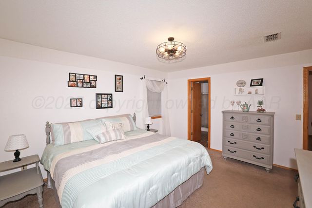 1320 MONTCLAIR Drive, Amarillo, TX 79124