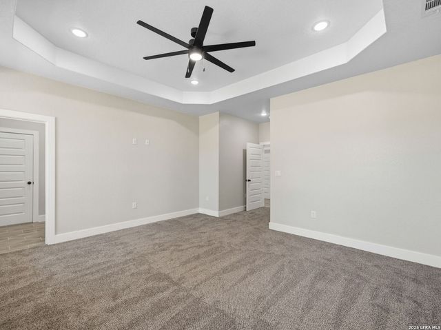 117 W SHORT MEADOW DR, Lytle, TX 78052