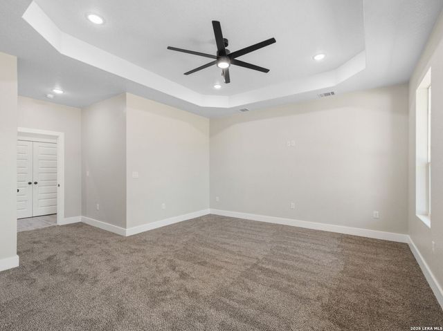 117 W SHORT MEADOW DR, Lytle, TX 78052