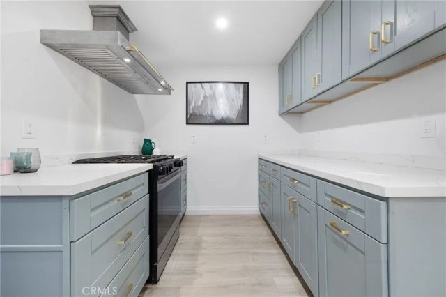 10607 Whitegate Avenue, Sunland, CA 91040