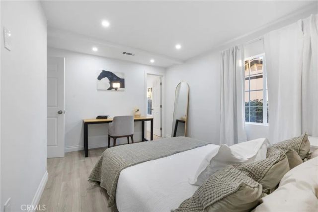 10607 Whitegate Avenue, Sunland, CA 91040