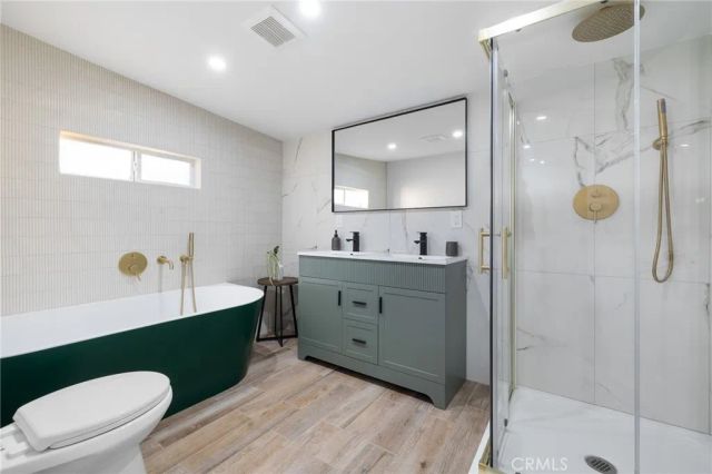 10607 Whitegate Avenue, Sunland, CA 91040