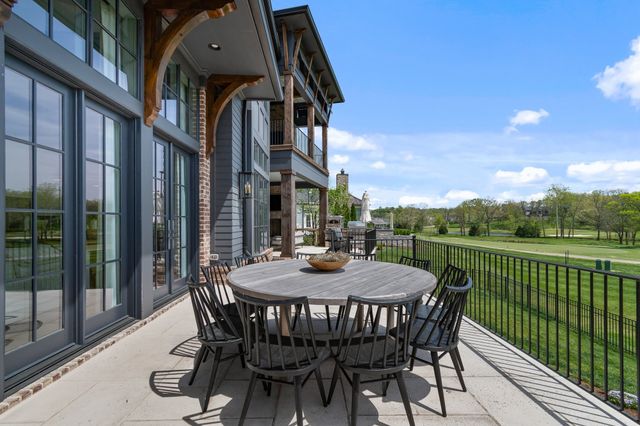 7212 Shagbark Ln, College Grove, TN 37046