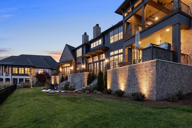 7212 Shagbark Ln, College Grove, TN 37046