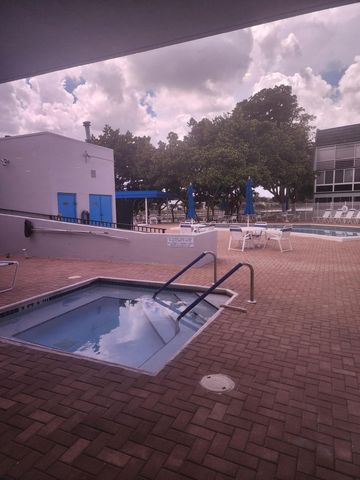 9301 LIME BAY Boulevard 306, Tamarac, FL 33321