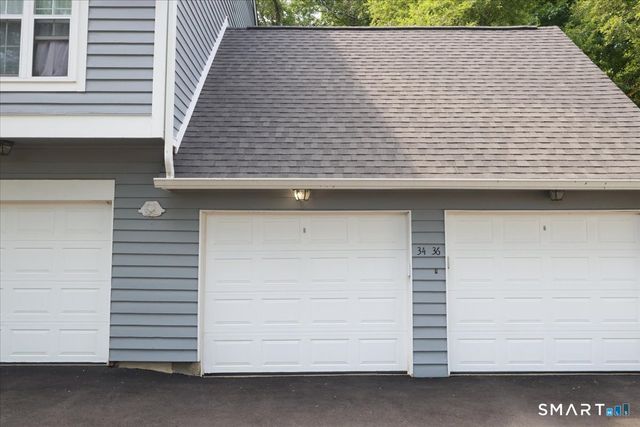 34 Hawley Glen 34, Stratford, CT 06614