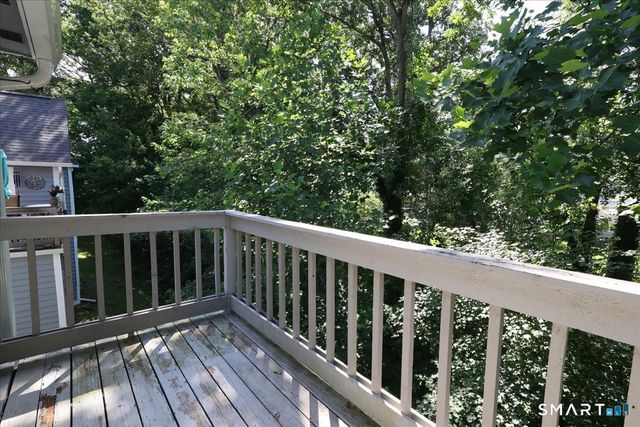 34 Hawley Glen 34, Stratford, CT 06614