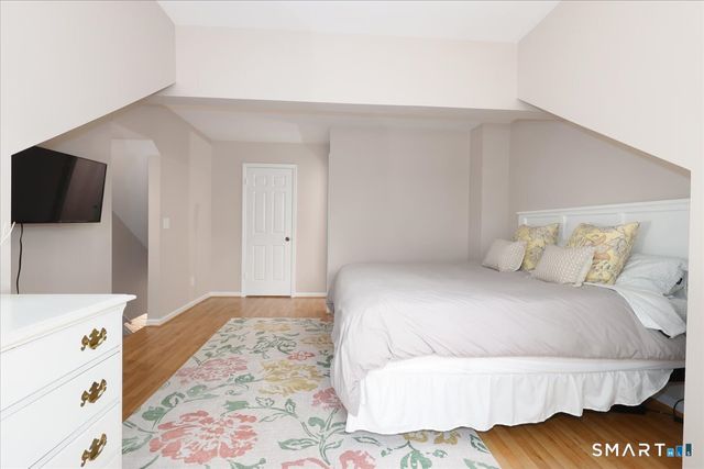 34 Hawley Glen 34, Stratford, CT 06614
