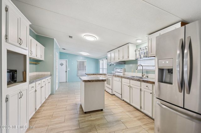 44014 APACHE Trail, Callahan, FL 32011