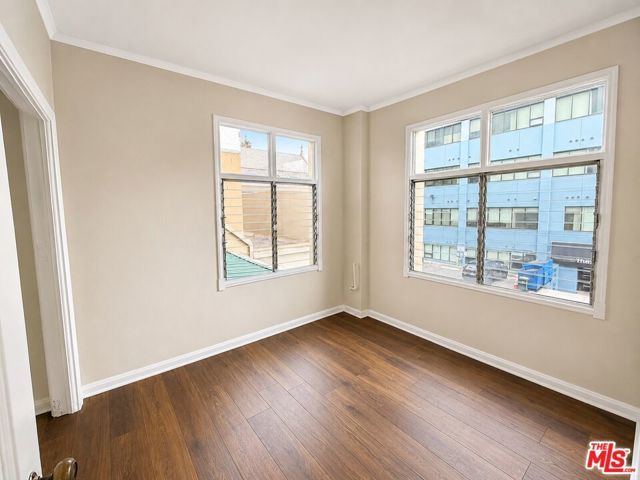 634 S Gramercy Place 200, Los Angeles, CA 90005