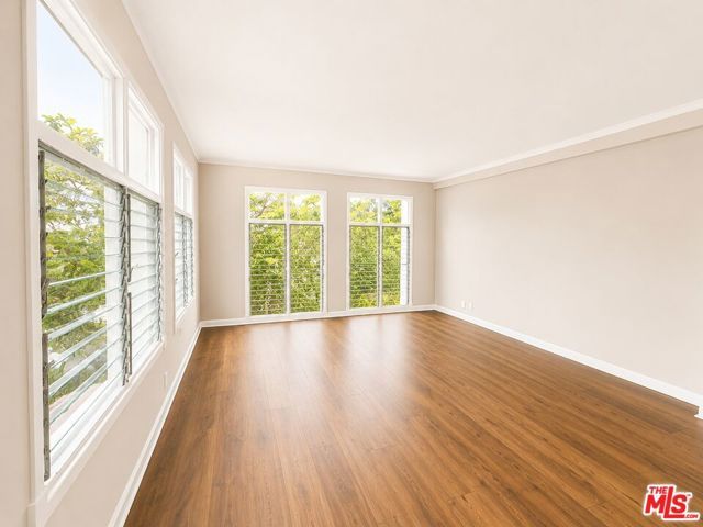 634 S Gramercy Place 200, Los Angeles, CA 90005