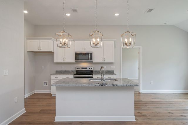 109 Par Court, Crestview, FL 32536