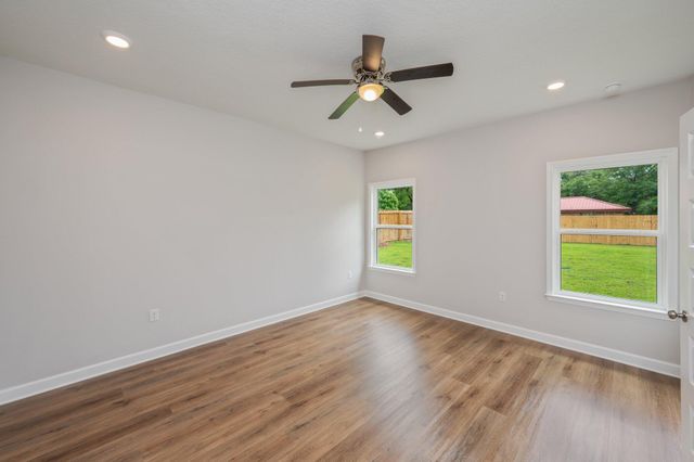 109 Par Court, Crestview, FL 32536