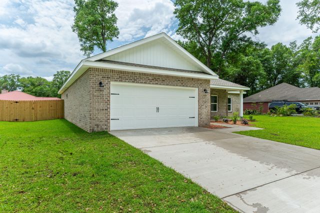 109 Par Court, Crestview, FL 32536