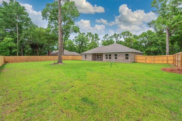 109 Par Court, Crestview, FL 32536