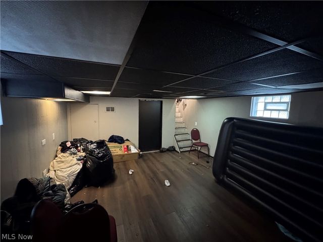 7696 Laumer Avenue, Cleveland, OH 44105