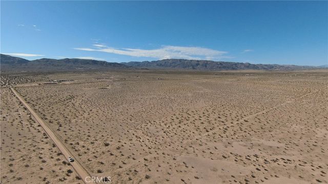 5422 Pinto Mountain Road, 29 Palms, CA 92277