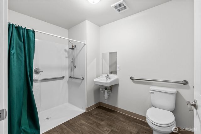 1101 Pacific Avenue N, Long Beach, WA 98631