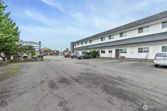 1101 Pacific Avenue N, Long Beach, WA 98631