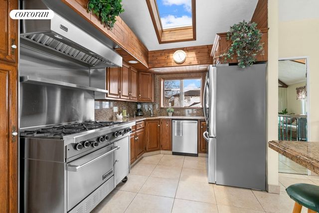 2102 E 73RD Street, New York City, NY 11234