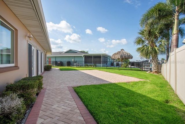 3734 TOPSAIL TRAIL, New Port Richey, FL 34652