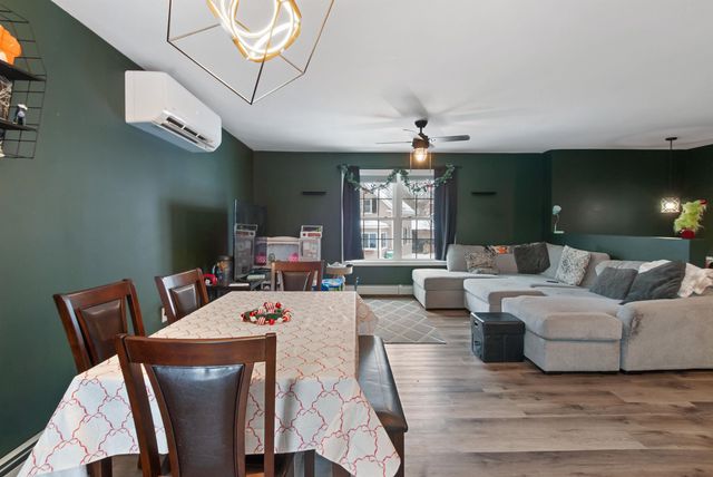 32 Mechanic Street, Farmington, NH 03835