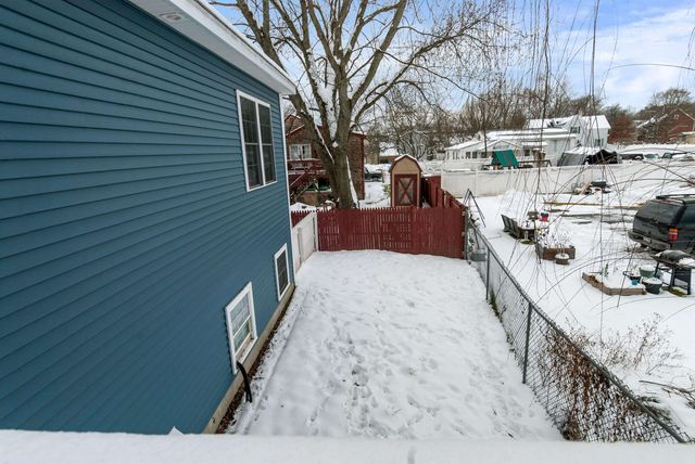 32 Mechanic Street, Farmington, NH 03835