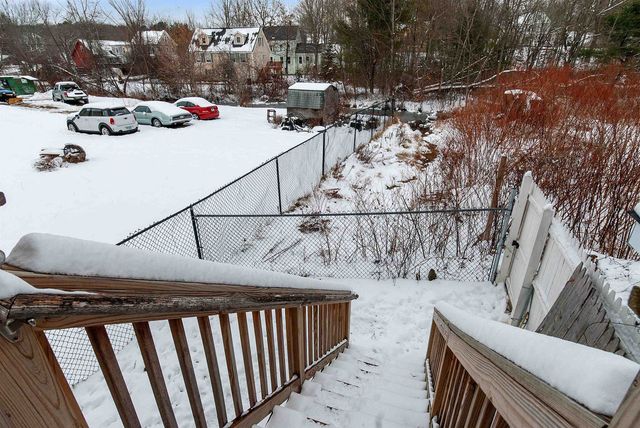 32 Mechanic Street, Farmington, NH 03835