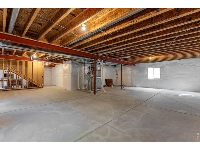 1370 Armstrong Dr, Longmont, CO 80504